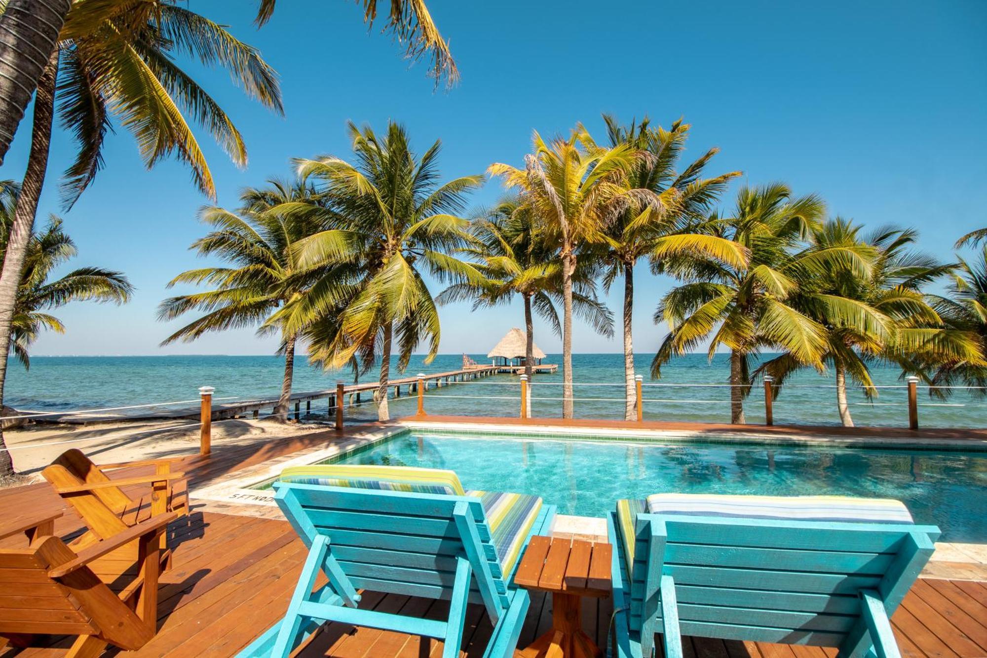 Beachside Villas Gold Standard Certified Placencia 객실 사진