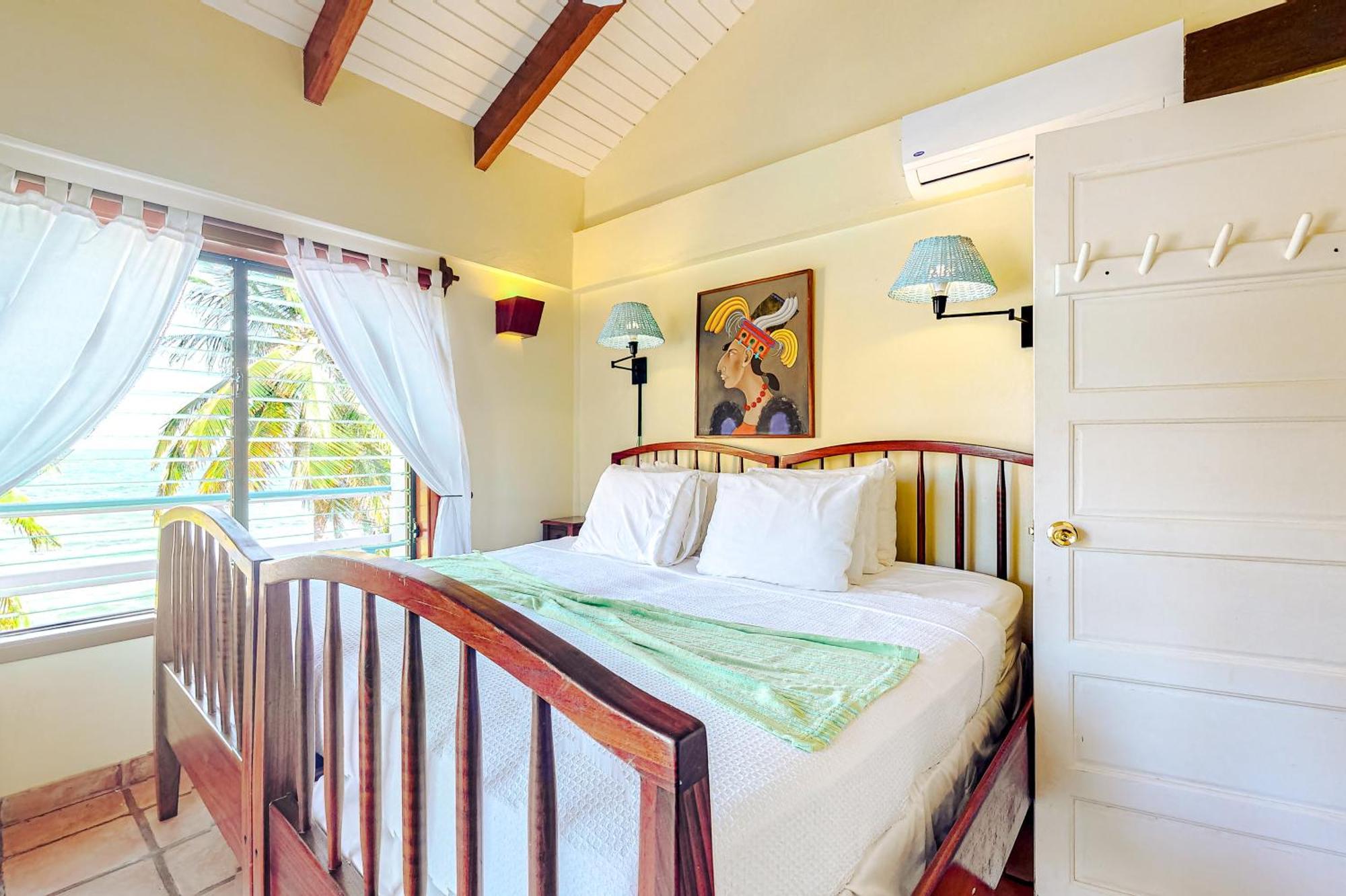 Beachside Villas Gold Standard Certified Placencia 객실 사진