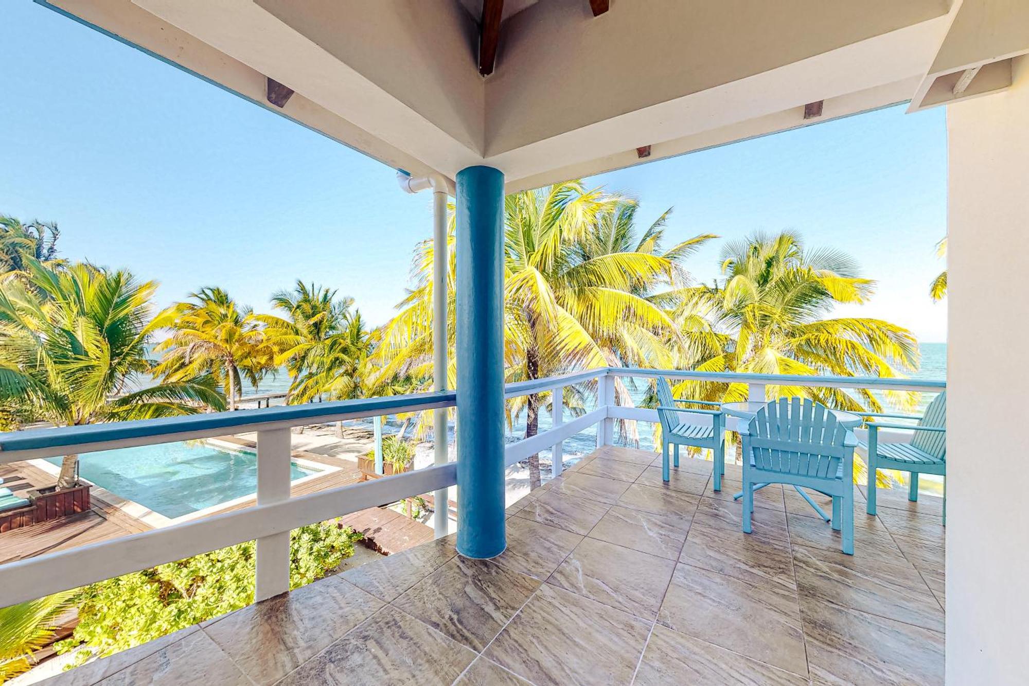 Beachside Villas Gold Standard Certified Placencia 객실 사진