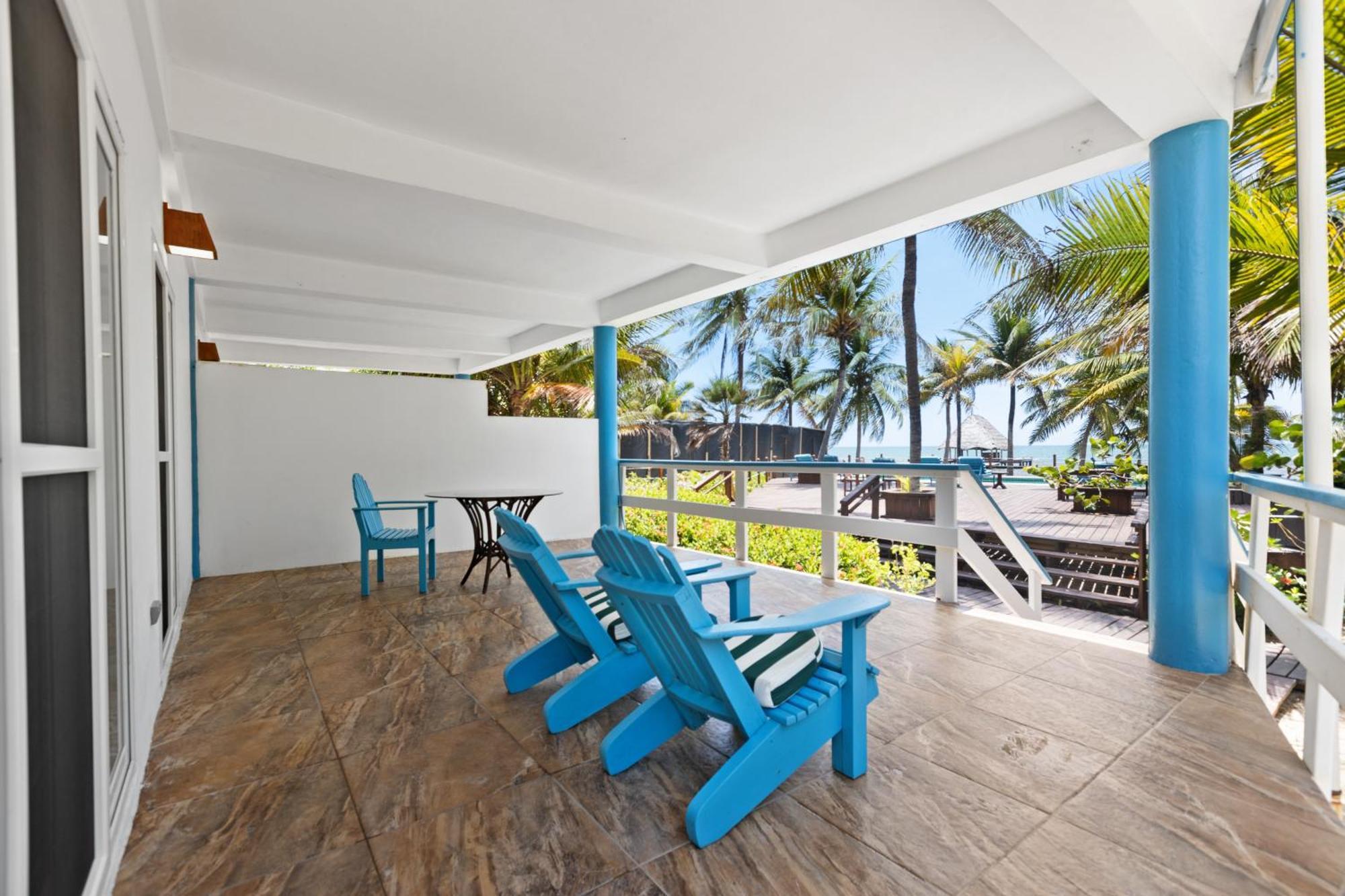 Beachside Villas Gold Standard Certified Placencia 객실 사진